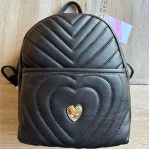 Chic Black Quilted Heart Backpack